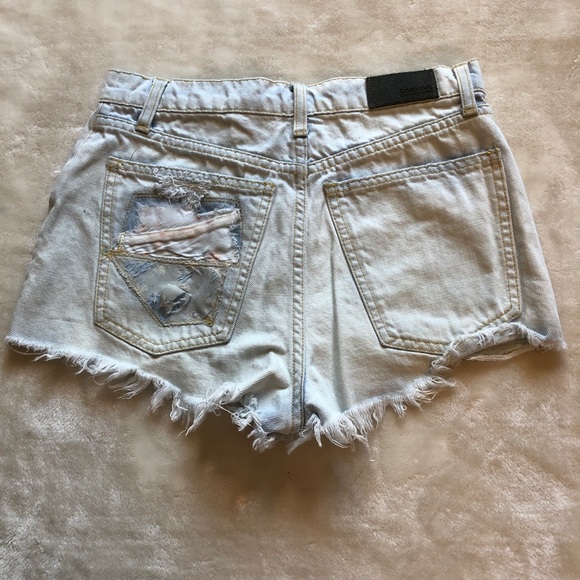 CARMAR Denim Floral Patchwork High Rise Shorts - Picture 2 of 10